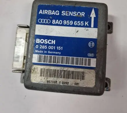 Audi A8 S8 D2 4D Airbag control unit/module 8A0959655K 0285001151