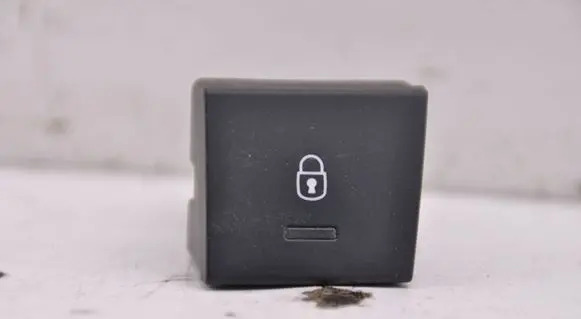 Central locking switch button