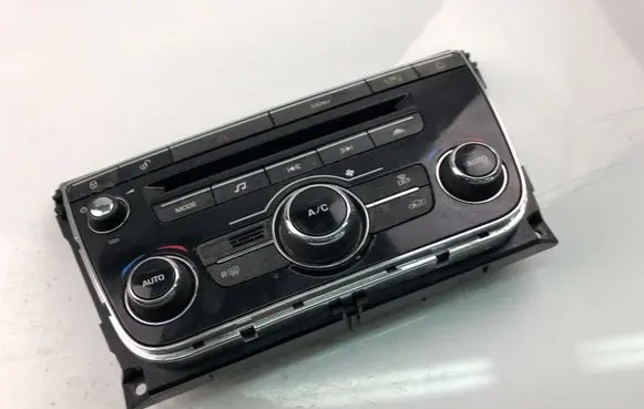 Jaguar XJ X351 Climate control unit AW9318C858DD