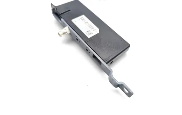 Porsche Cayenne (92A) Aerial antenna amplifier 7P5035225M