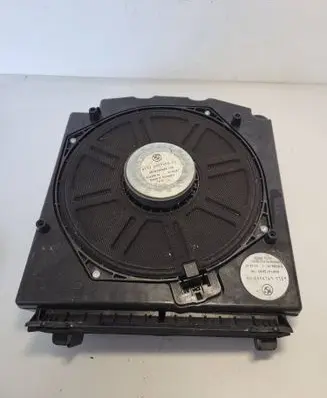 BMW 5 E60 E61 Subwoofer speaker 6929100