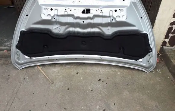 Nissan e-NV200 Engine bonnet/hood sound/heat insulation