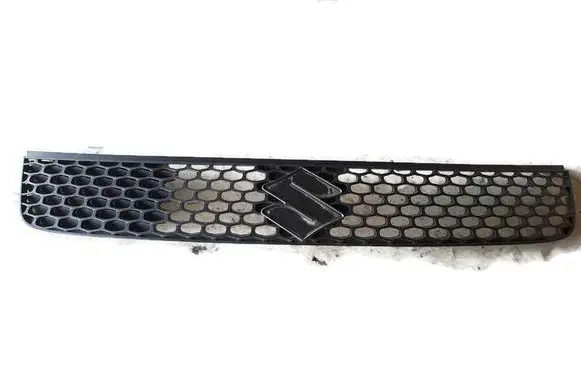 Suzuki Swift I Front grill 71741-72K10 239668 7174172K10