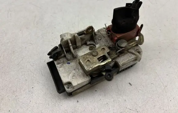 Citroen C8 Front door lock