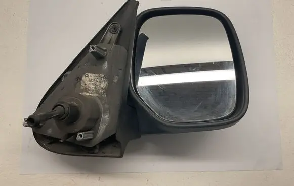 Peugeot Partner Manual wing mirror E9020117 E9010118
