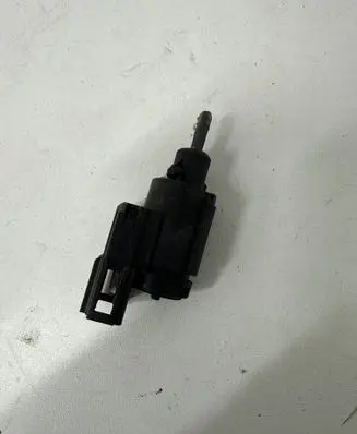 Volkswagen Polo Brake pedal sensor switch 1J0945511C 19322000 06527