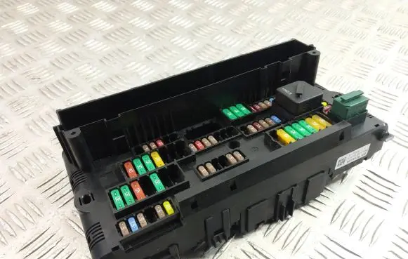 BMW X3 F25 Fuse module 9315150