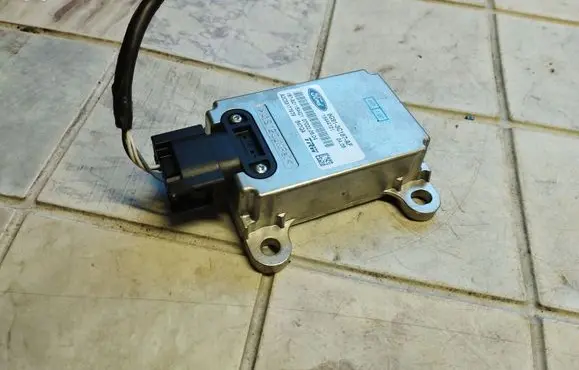 Ford S-MAX ESP acceleration yaw rate sensor 6G913C187AF 15444101