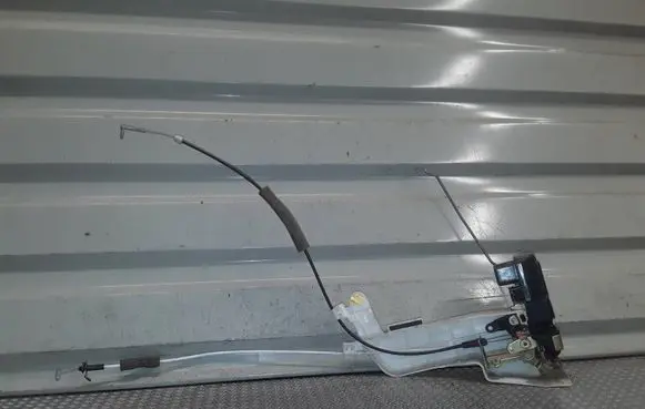 Chrysler Pacifica Front door lock 
