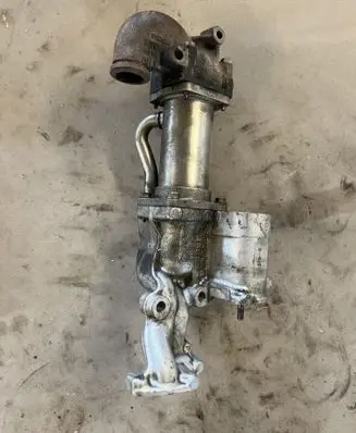 Renault Modus EGR valve cooler 8200545260