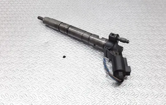 Audi Q7 4L Fuel injector 0445116023 059130277BE