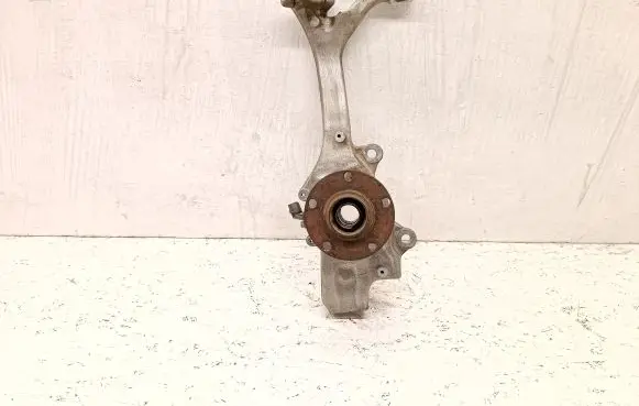 Audi A6 S6 C6 4F Front wheel hub spindle knuckle