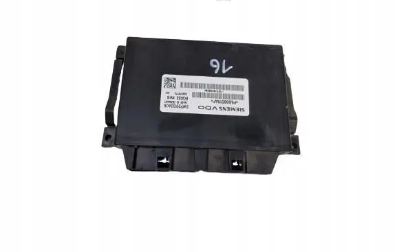 Chrysler 300C Gearbox control unit/module P68065111AF