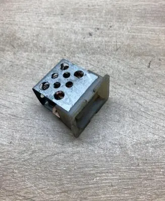 Mercedes-Benz A W168 Heater blower motor/fan resistor A1688200297