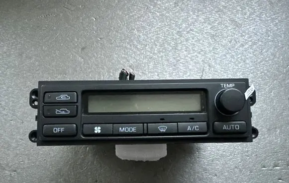Nissan King Cab, Navara Climate control unit 27500VJ300