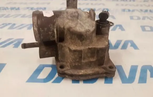 Mercedes-Benz Sprinter W901 W902 W903 W904 Thermostat/thermostat housing A6462001215