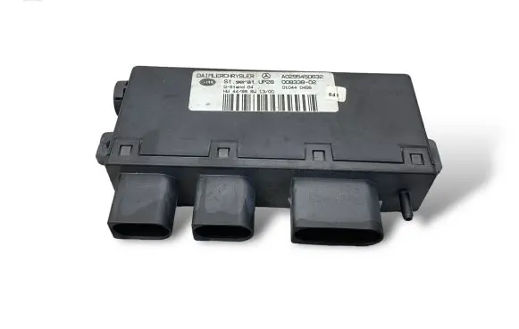 Mercedes-Benz C W203 Other control units/modules A0295450632 010440456