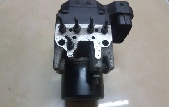 Lexus IS 220D-250-350 ABS Pump 4454053040 8954153010 1338008000