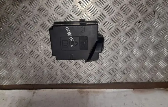 Chevrolet Camaro Fuse box cover