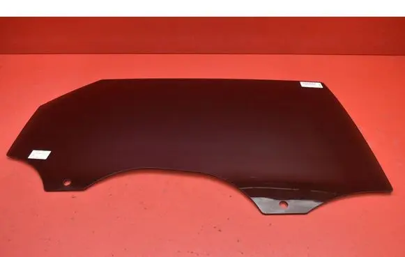 Audi e-tron Rear door window glass 