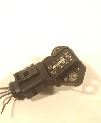 Skoda Fabia Mk1 (6Y) Air pressure sensor 038906051B 0281002399