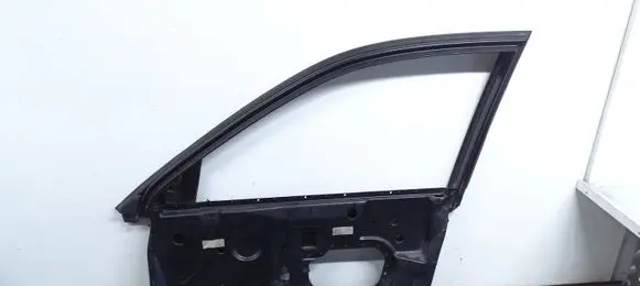 Audi A8 S8 D2 4D Front door window/glass frame 