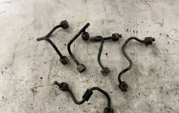 Mercedes-Benz A W176 Fuel injector supply line/pipe 