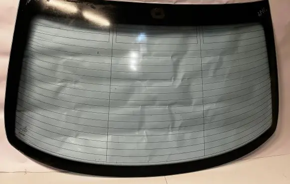 Mercedes-Benz C W203 Rear windscreen/windshield window A2036700580 A2036700000