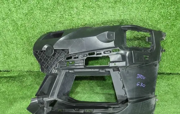 BMW 5 G30 G31 G38 Front bumper mounting bracket 51118098675 8098675