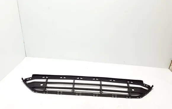 Volvo XC90 Front bumper lower grill 31663497