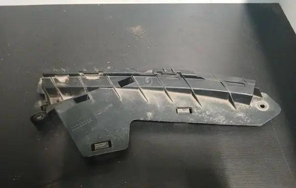 Volvo S80 Front bumper mounting bracket 30796388 BP3EA
