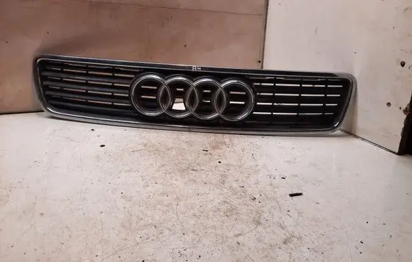 Audi A4 S4 B5 8D Front grill 8D0853651