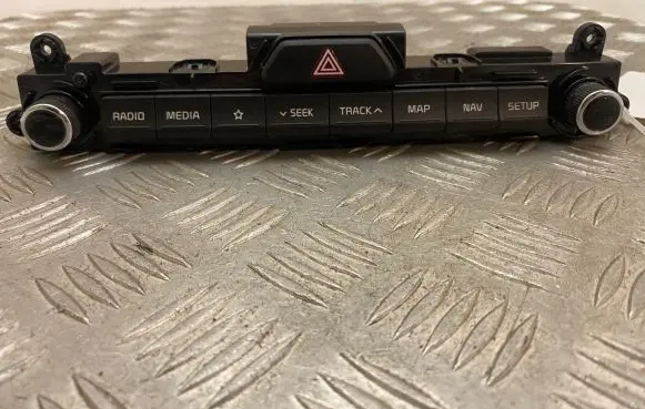 KIA Sportage Head unit multimedia control D996568020