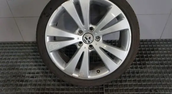 Volkswagen Eos R18 alloy rim 3C0601025AN