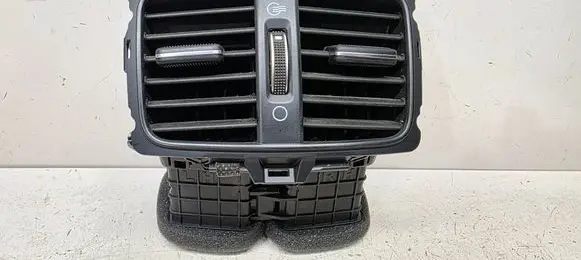 KIA Niro Rear air vent grill 97040Q4000