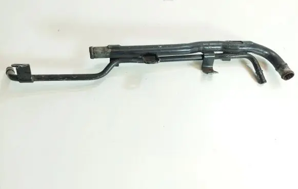 Audi A4 S4 B7 8E 8H Engine coolant pipe/hose 06B133607N