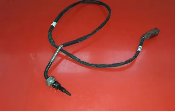 Skoda Octavia Mk3 (5E) Exhaust gas temperature sensor 04L906088DH