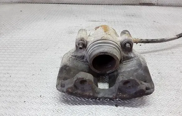 Mercedes-Benz Vito Viano W638 Front brake caliper
