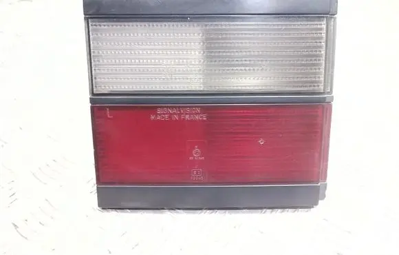 Volkswagen PASSAT B3 Tailgate rear/tail lights 333945107 86046