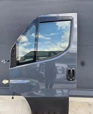 Iveco Daily 6th gen Front door 