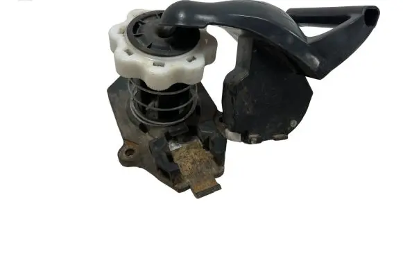 Renault Clio III Spare wheel mounting bracket 8200269378 8106937