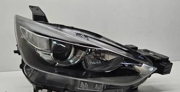 Mazda CX-3 Headlight/headlamp D10E51030 BRAKSKU