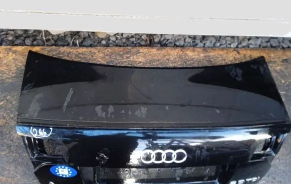 Audi A4 S4 B7 8E 8H Tailgate/trunk/boot lid
