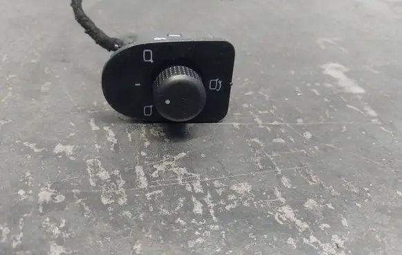 Seat Leon (1M) Wing mirror switch 1M1959565D