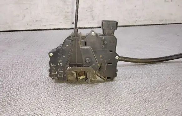 Loading door lock
