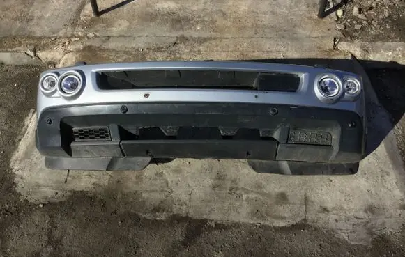 Land Rover Range Rover Sport L320 Front bumper OEM YMQ501631