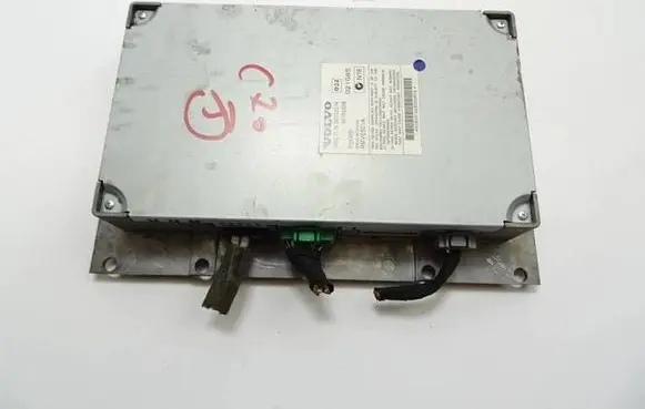 Volvo C70 Sound amplifier 30752374 30752608 021085