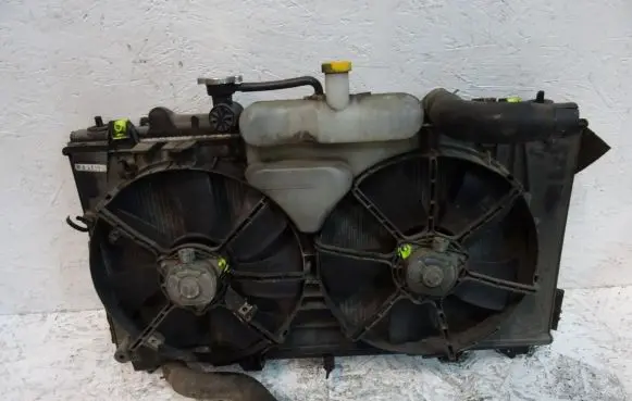 Mazda 6 Coolant radiator