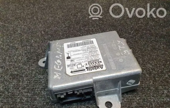 Renault Megane II Airbag control unit/module 603383300 8200307800