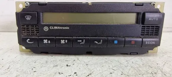 Volkswagen PASSAT B5 Climate control unit 1J1907044